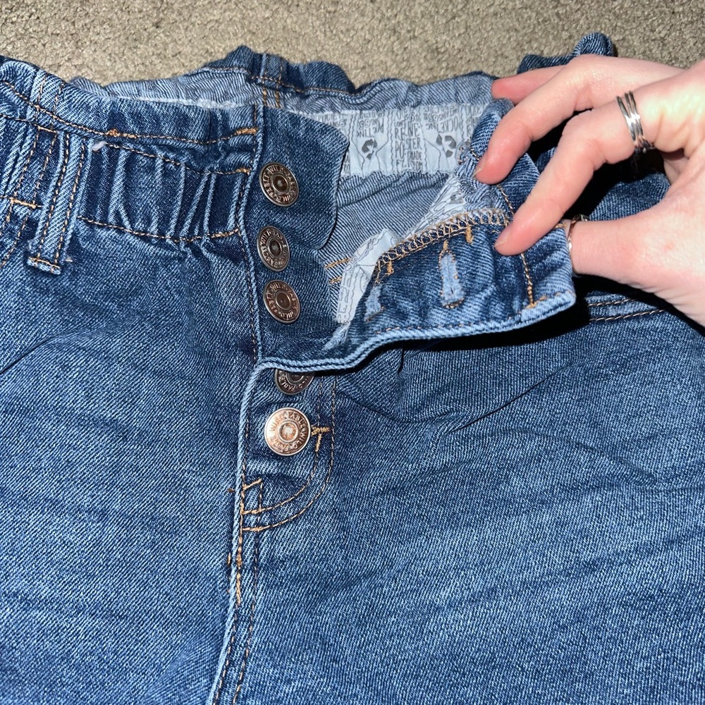 Target Shorts - Picture 3 of 5